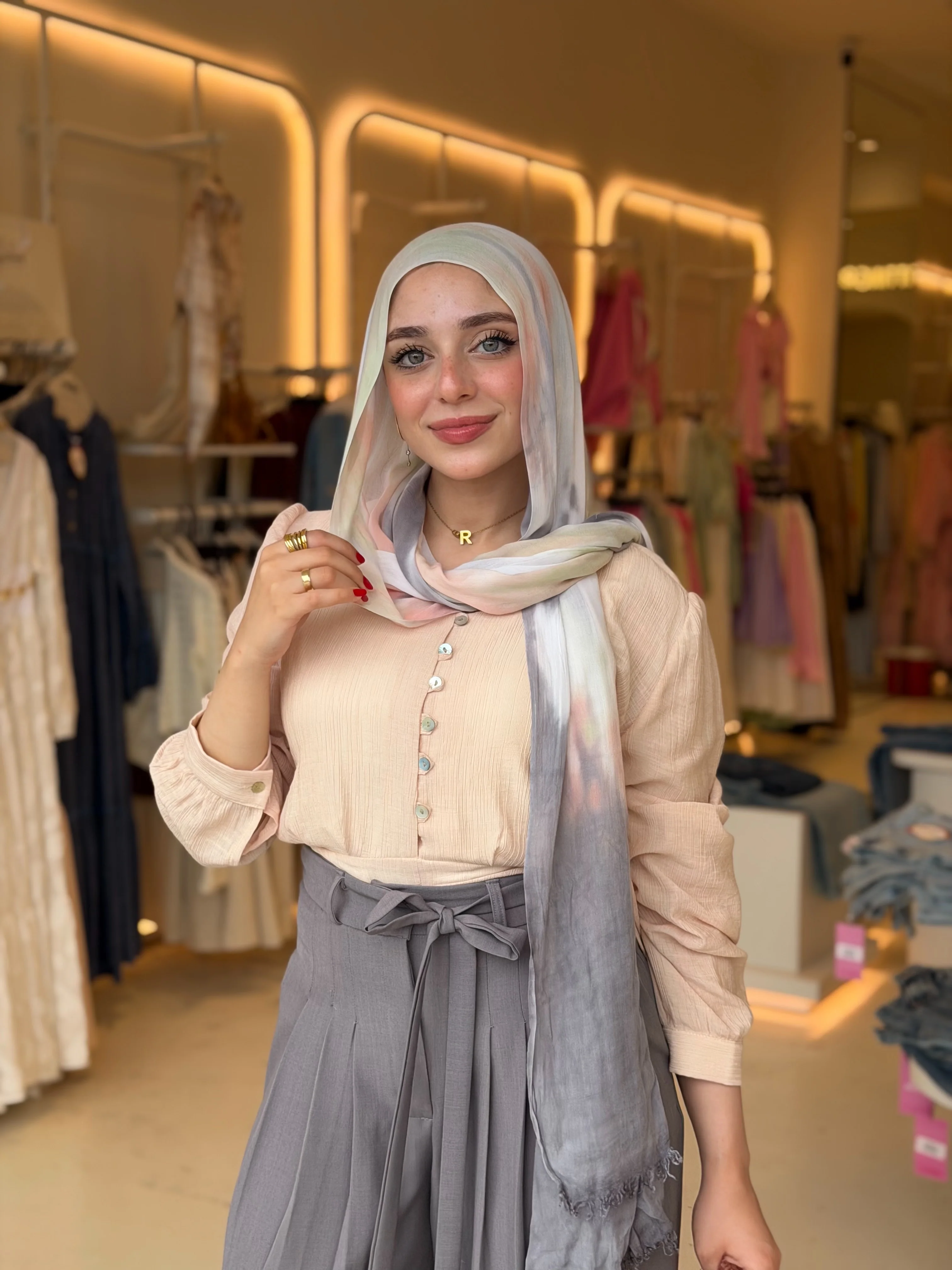 Elegant Simon Blouse - Image 3