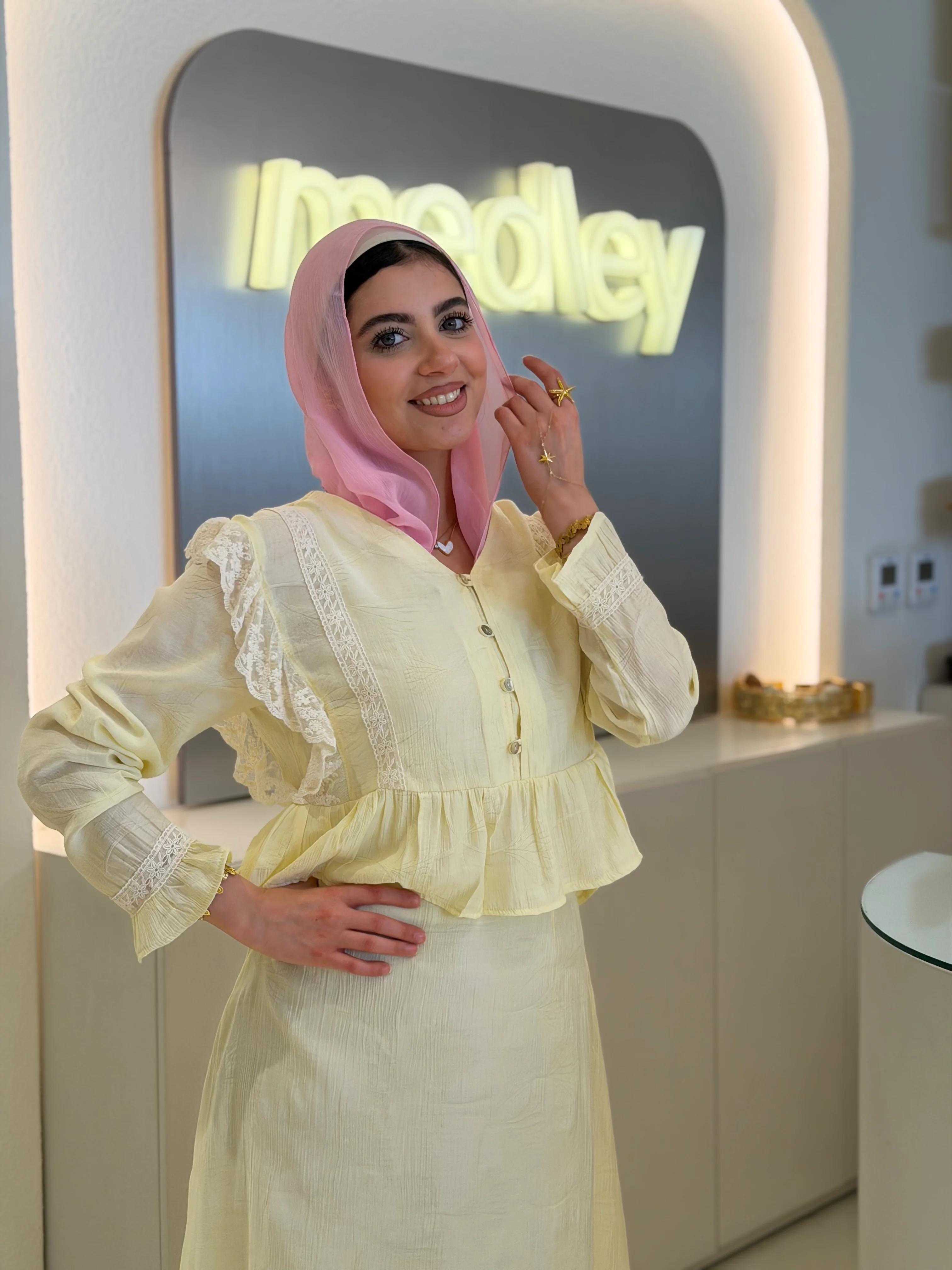 Fancy Dantel End Blouse - Image 4
