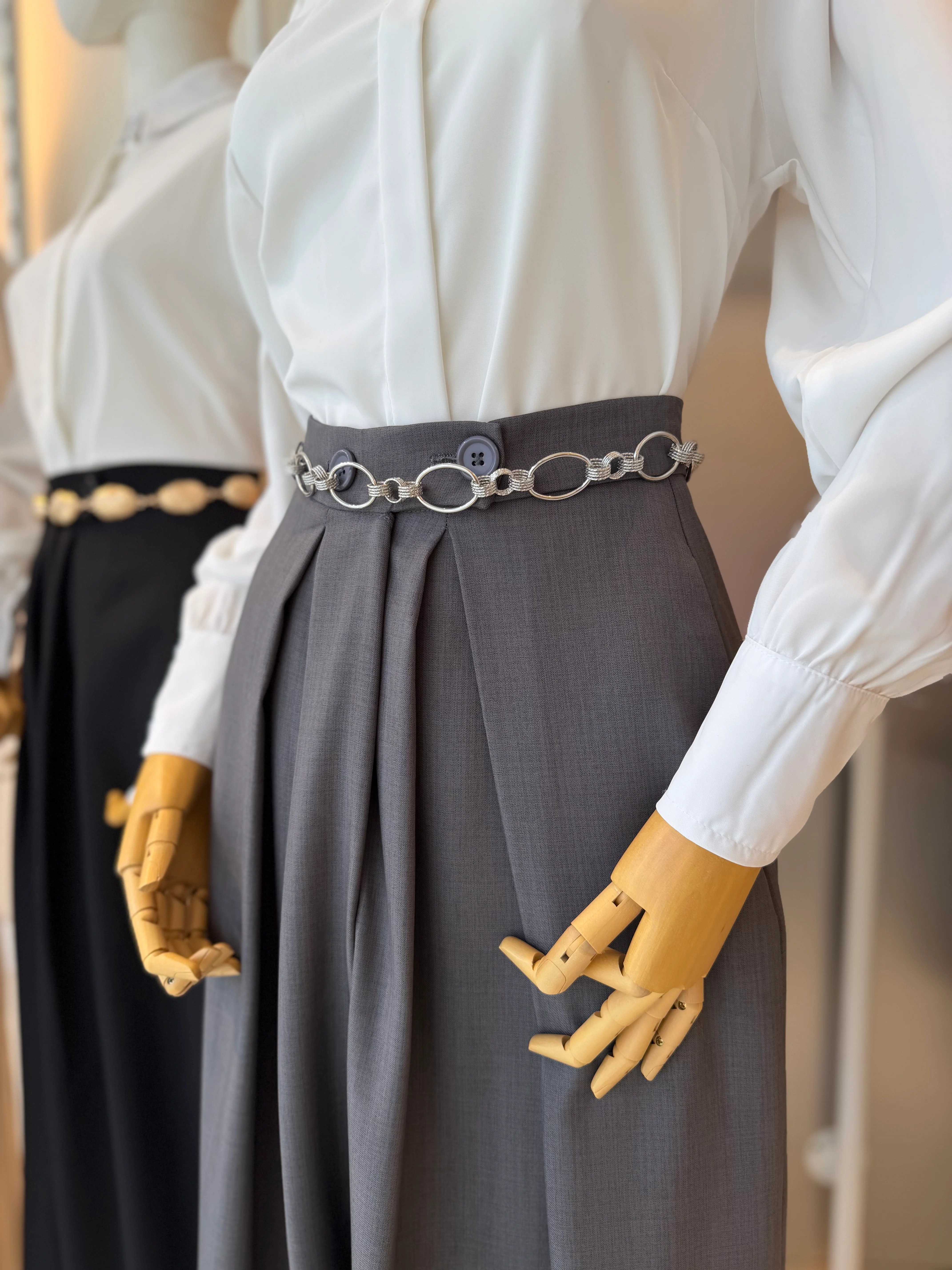 Iconic Classic Wide-Leg Pants - Image 3