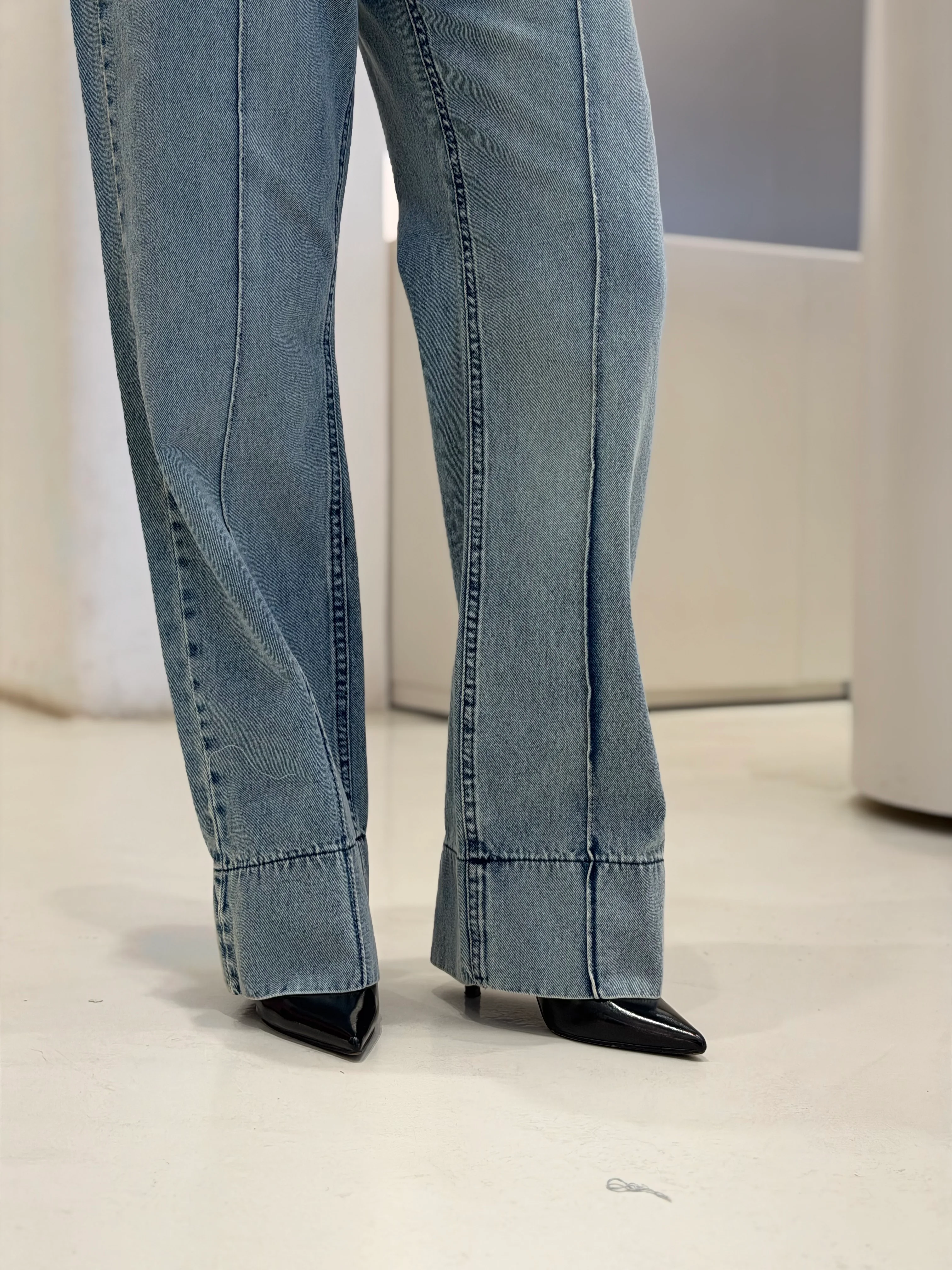 TwoPocket Straight Jeans - Image 7