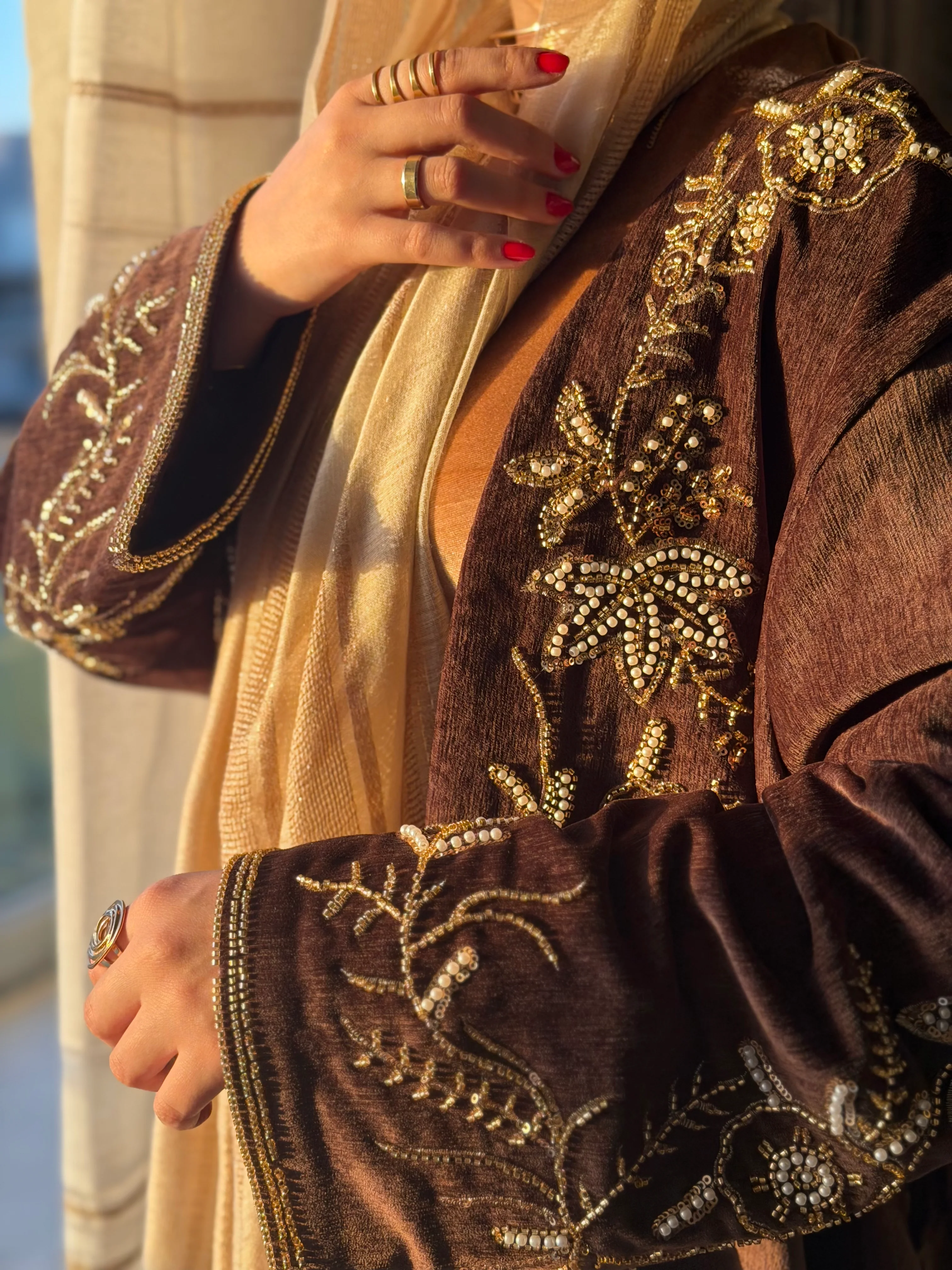 Golden Hour Abaya - Image 4
