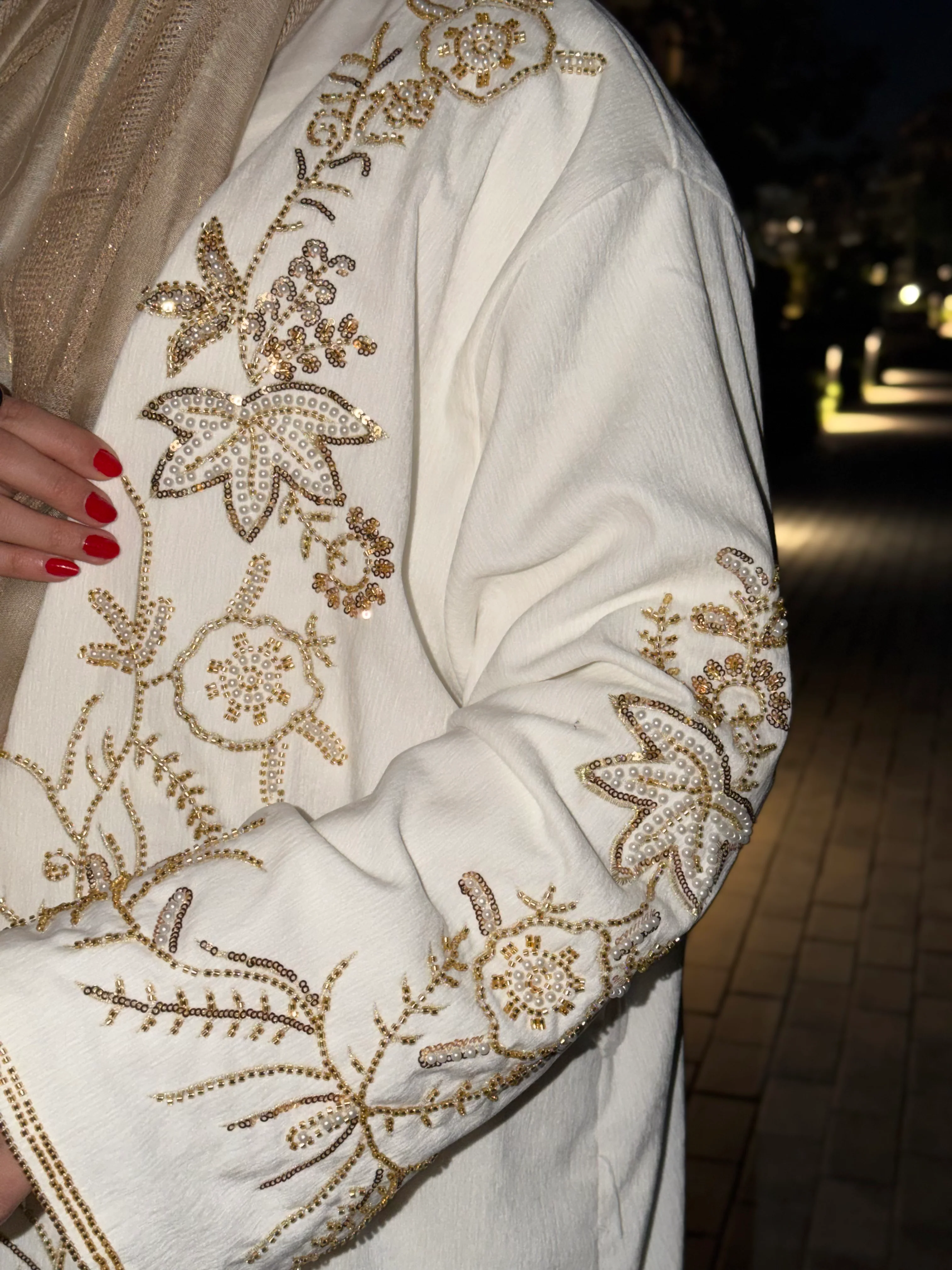 White Angel Abaya - Image 3